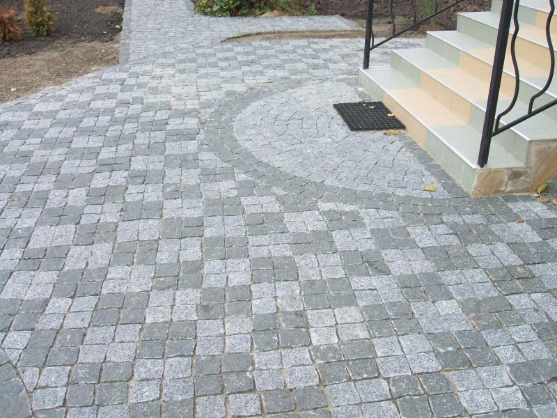 шахматная укладка гранита